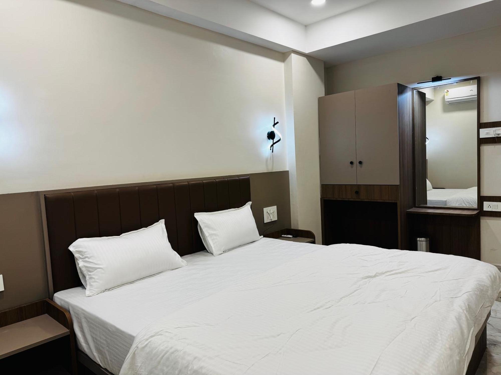 Hotel Fun N Food 普杰 外观 照片