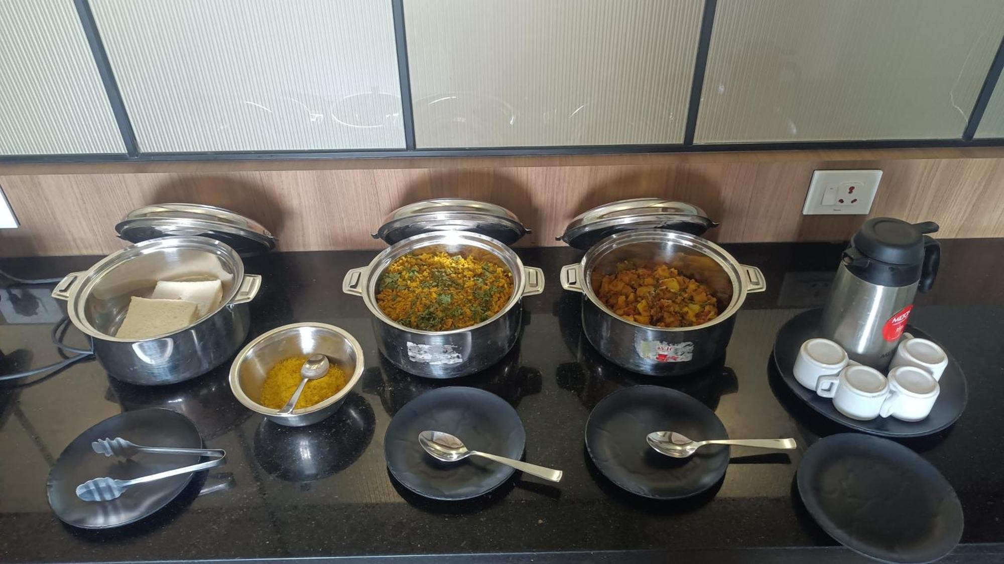 Hotel Fun N Food 普杰 外观 照片